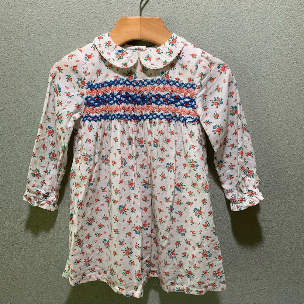 Baby Boden // Nostalgic Smocked Dress - Ivory with Roses - 6-12 months